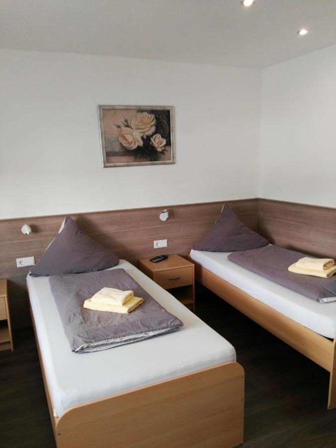 Pension & Appartments Landhaus Bettina 풀다 외부 사진