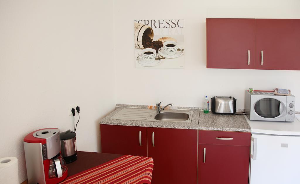 Pension & Appartments Landhaus Bettina 풀다 객실 사진