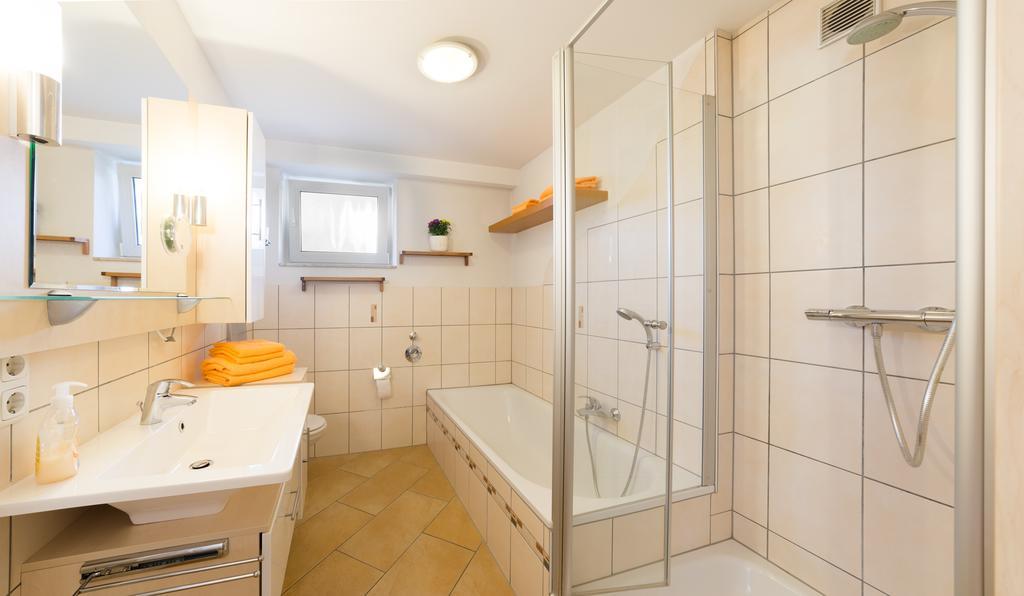 Pension & Appartments Landhaus Bettina 풀다 외부 사진